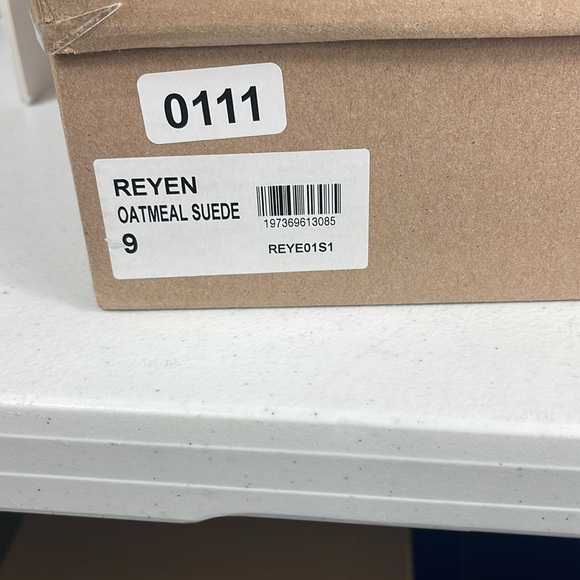 Steve Madden Women's Reyen Combat Boots
Oatmeal Suede Sz 9 - Picture 10 of 11